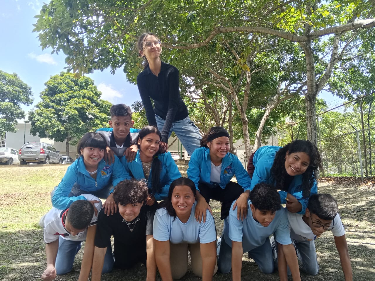 Preparando a los líderes del mañana: El plan vacacional de Superatec y Laboratorios Fisa potencia habilidades clave en jóvenes