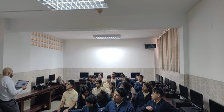 Superatec y KPMG preparan a estudiantes de Fe y Alegría para el mundo laboral