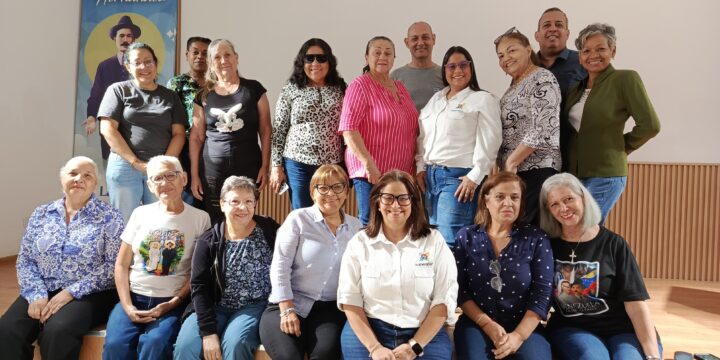 Superatec y Grupo Leti capacitan a voluntarios de Jornadas Médicas en tecnología y atención humana