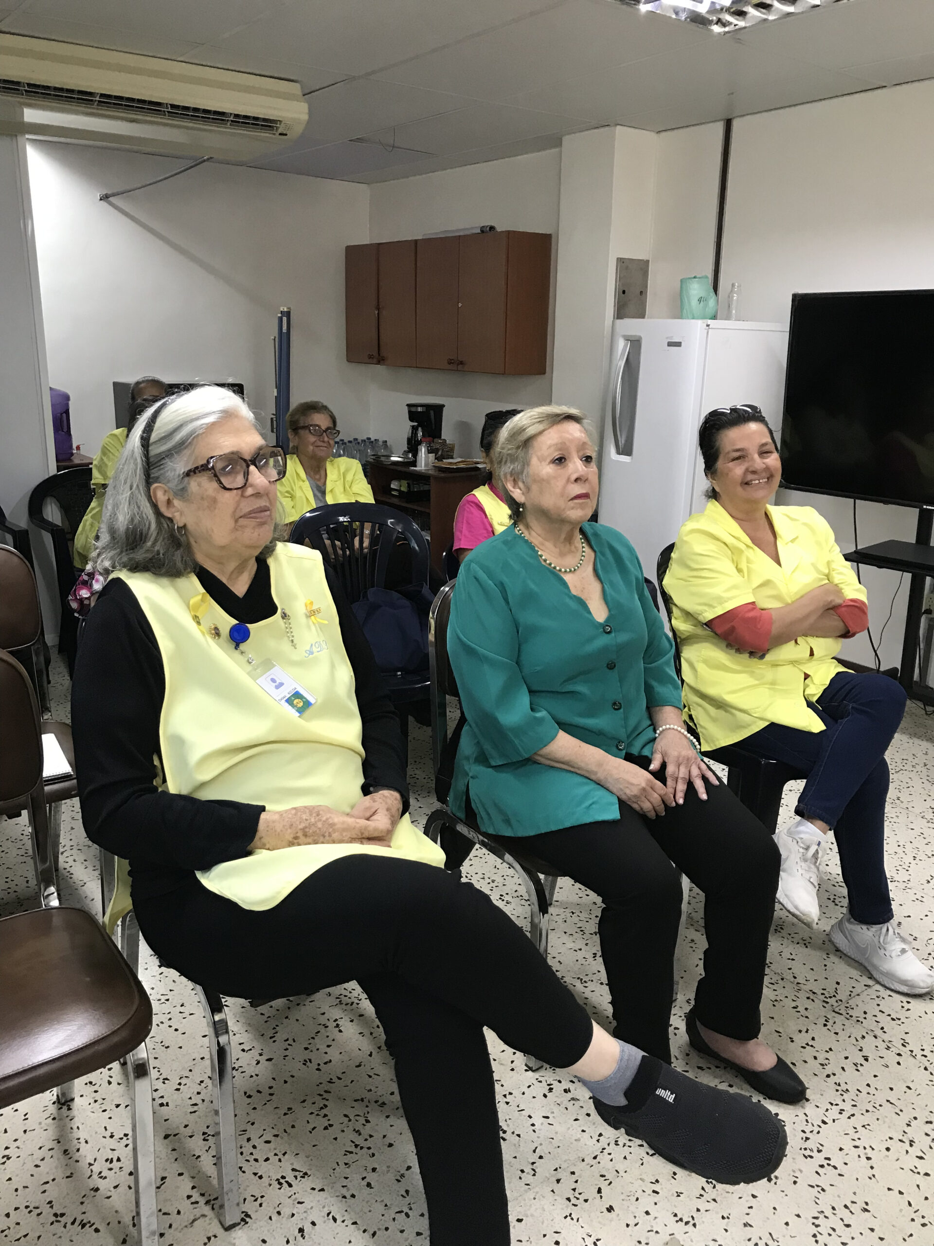 Voluntarias y personal de salud de las Damas Salesianas fortalecen sus competencias en oratoria junto a Superatec
