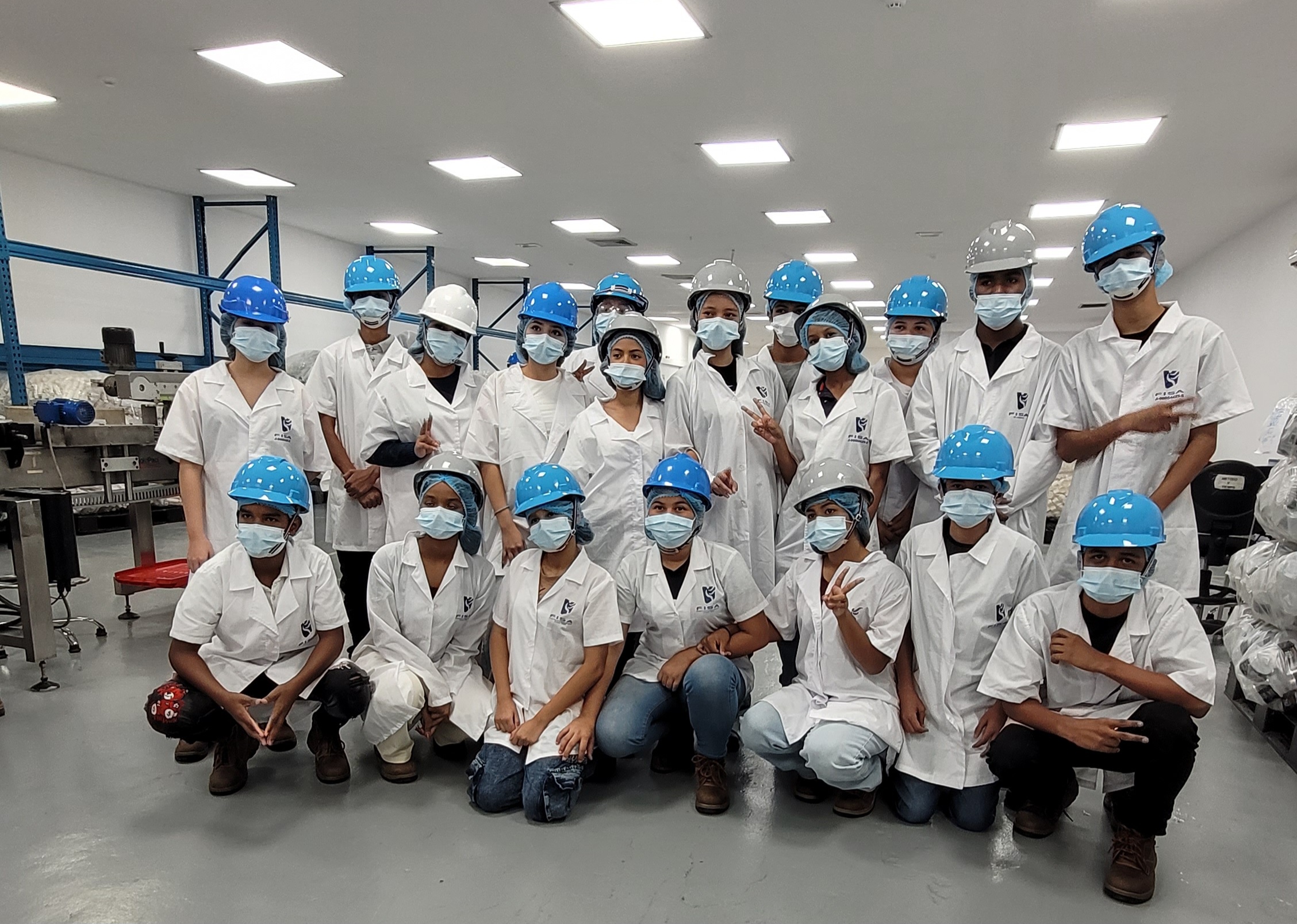 Superatec impulsa las habilidades digitales y creativas de jóvenes en el Plan Vacacional Educativo: Tú decides brillar 2026
